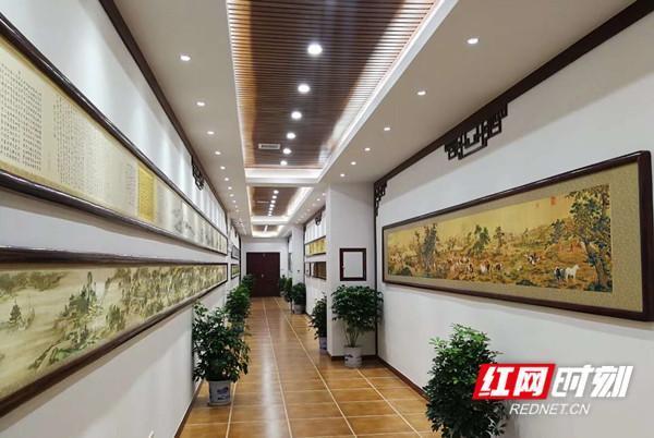 新化洋溪 開打字復(fù)印店的農(nóng)民抱團(tuán)打造“中國(guó)文印之都”